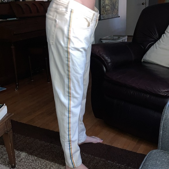 Pilcro off white slim boyfriend jeans with rainbow stripe on the side. - Picture 3 of 11